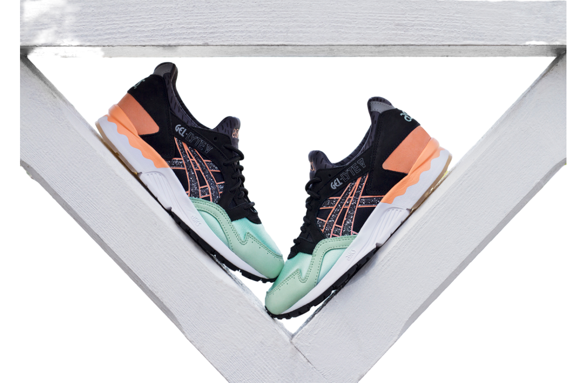 Naked x Asics Gel Lyte 5 - Hafnia