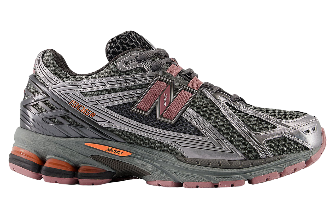 New Balance 1906r Silver Metallic / Pink