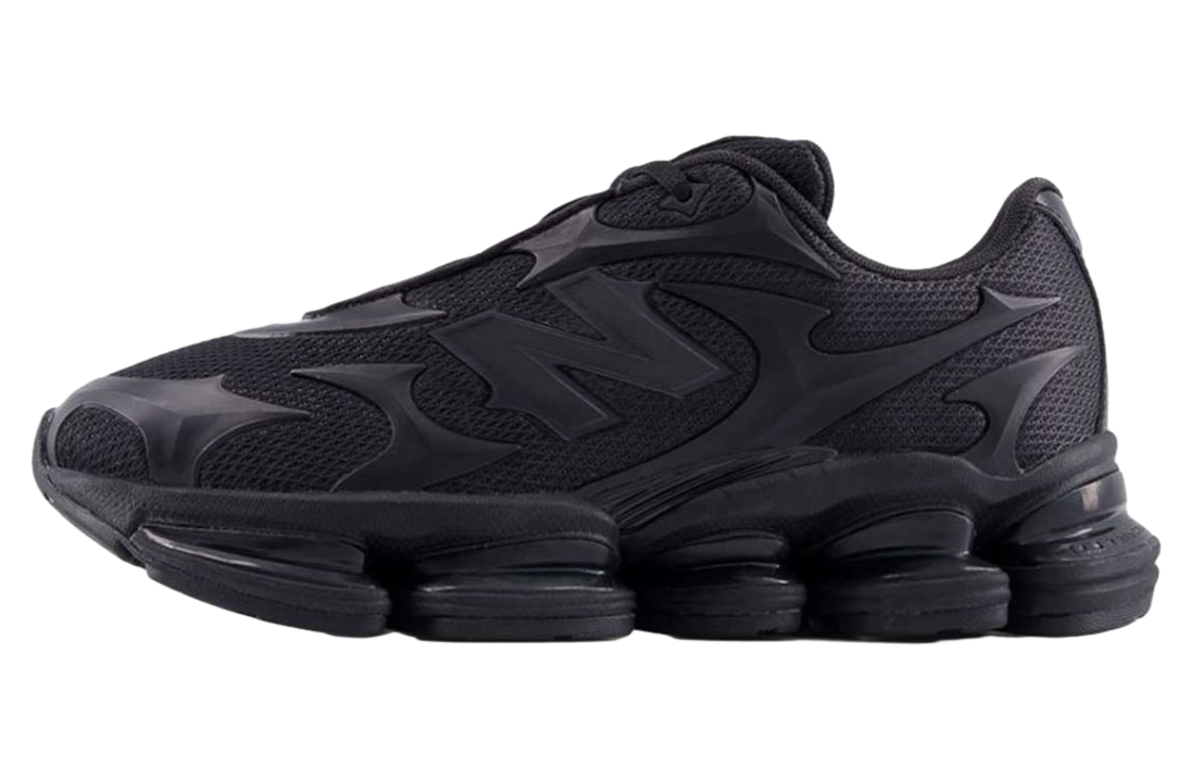 New Balance 2000 Black / Black