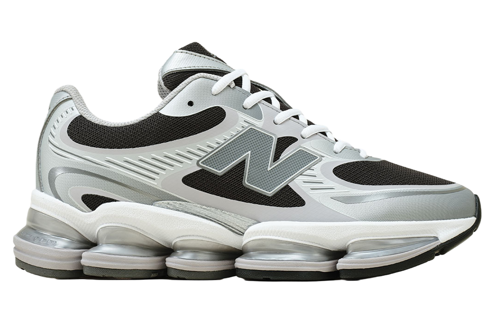 New Balance 2000 Silver Metallic / Black
