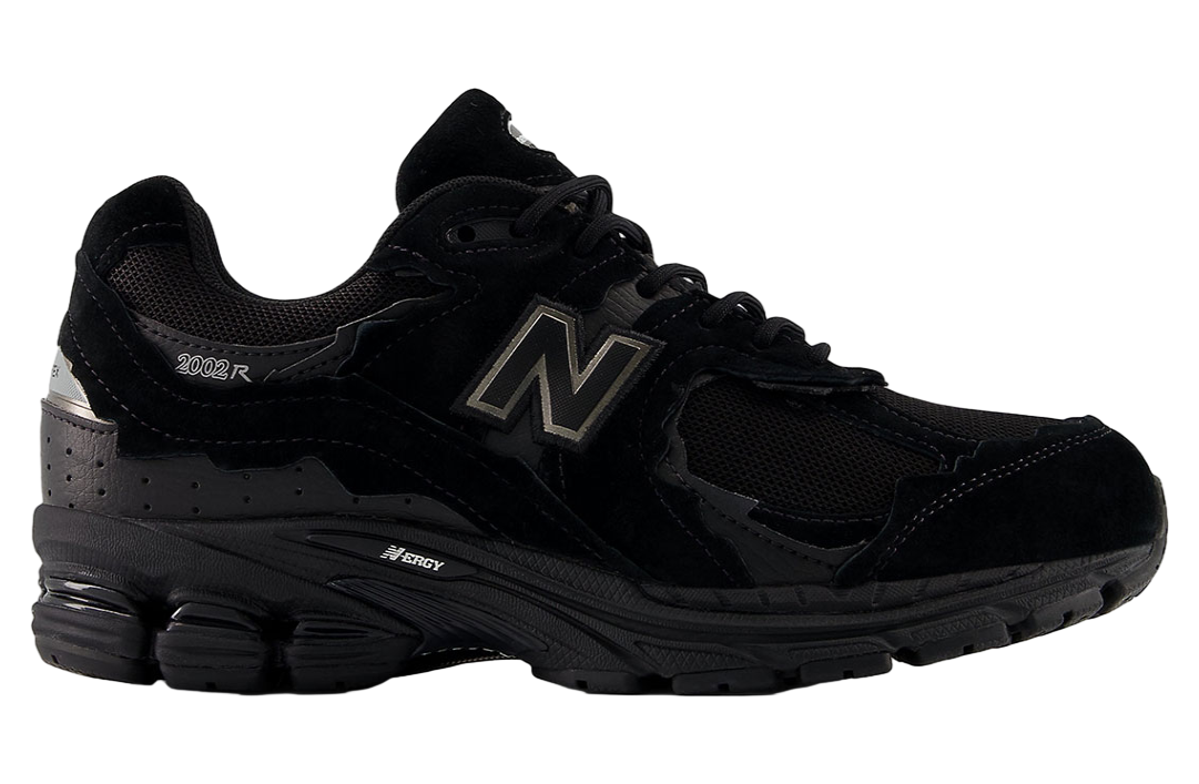 さ*ん様 New Balance 2002R \"Triple Black\" New Balance Men's 2002R Triple Black Suede Running Shoes