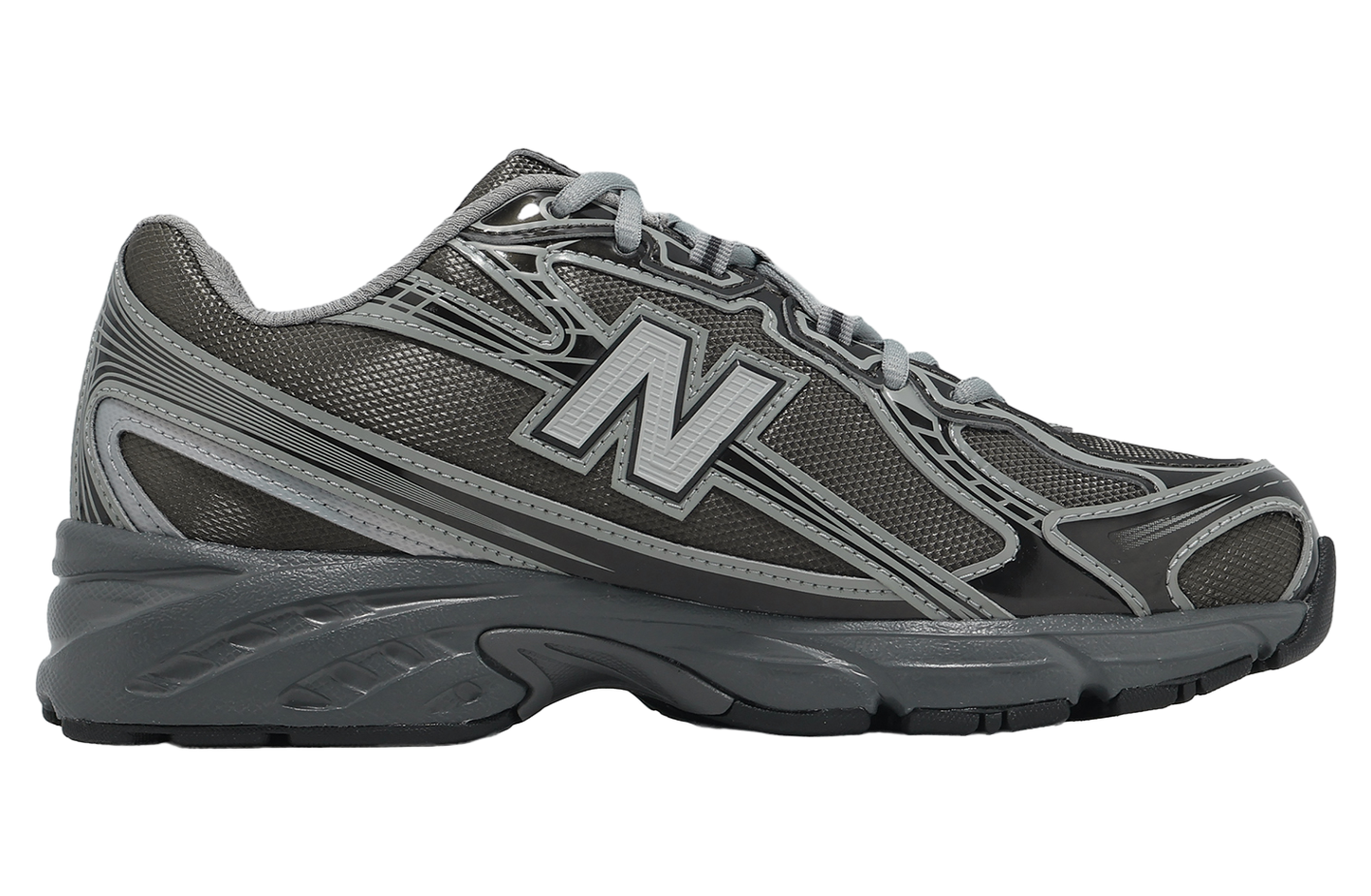 New Balance 740 Brown / Silver