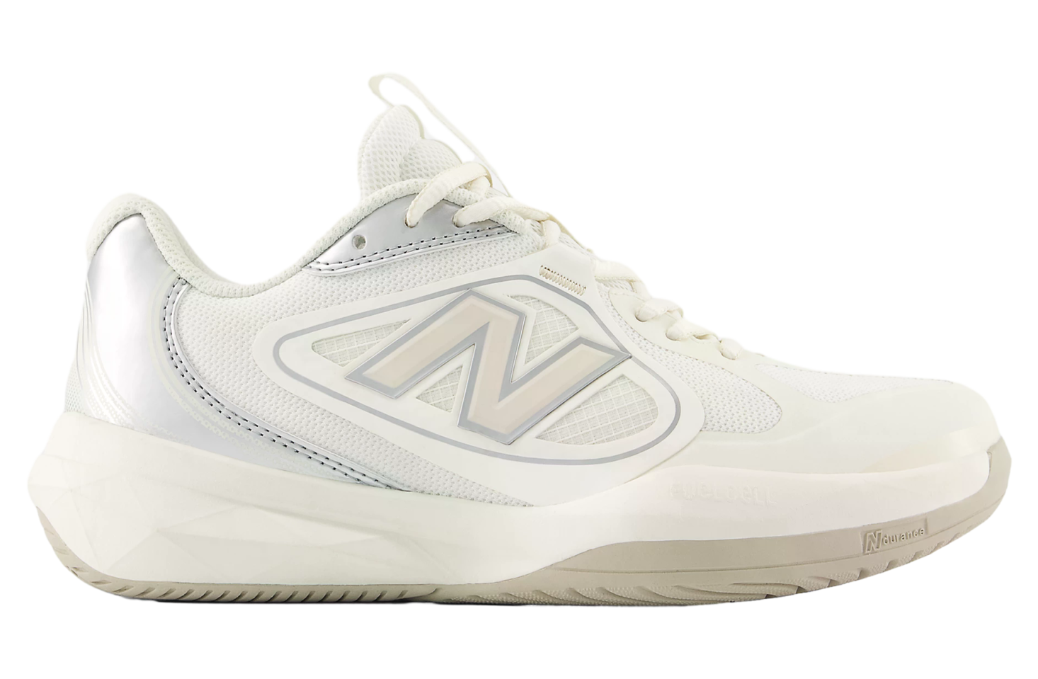 New Balance Fuelcell 796v5 WMNS Sea Salt / Metallic Silver