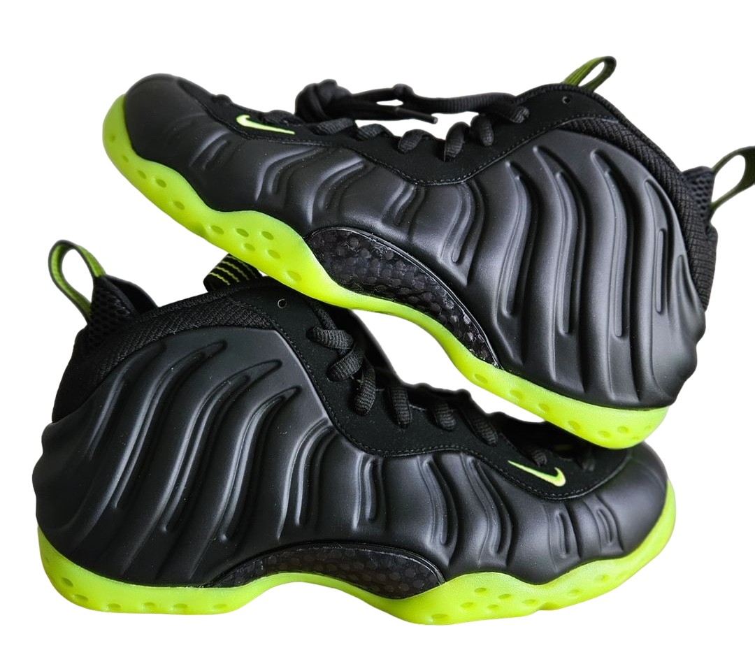 Nike Air Foamposite One Black Volt