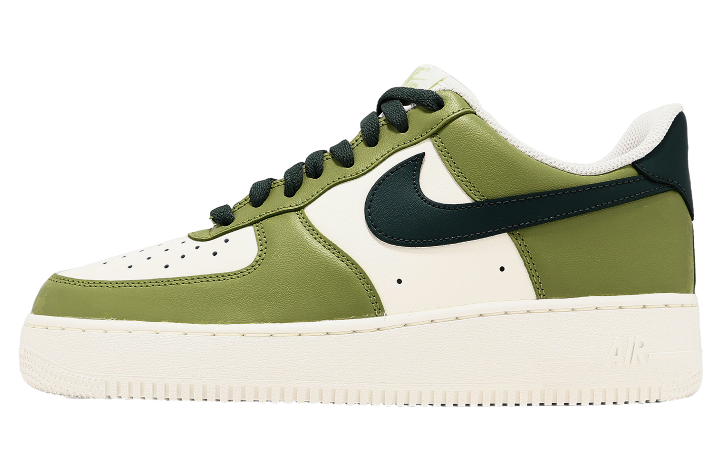 Nike Air Force 1 07 Pear / Vintage Green - Mar 2024