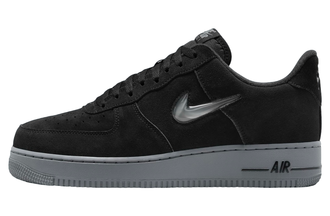 Nike air force 1 all black suede best sale