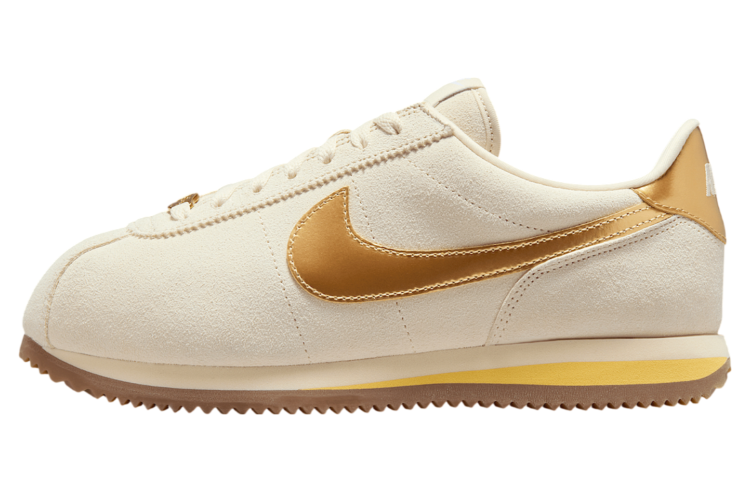 Nike Cortez Sail / Metallic Gold