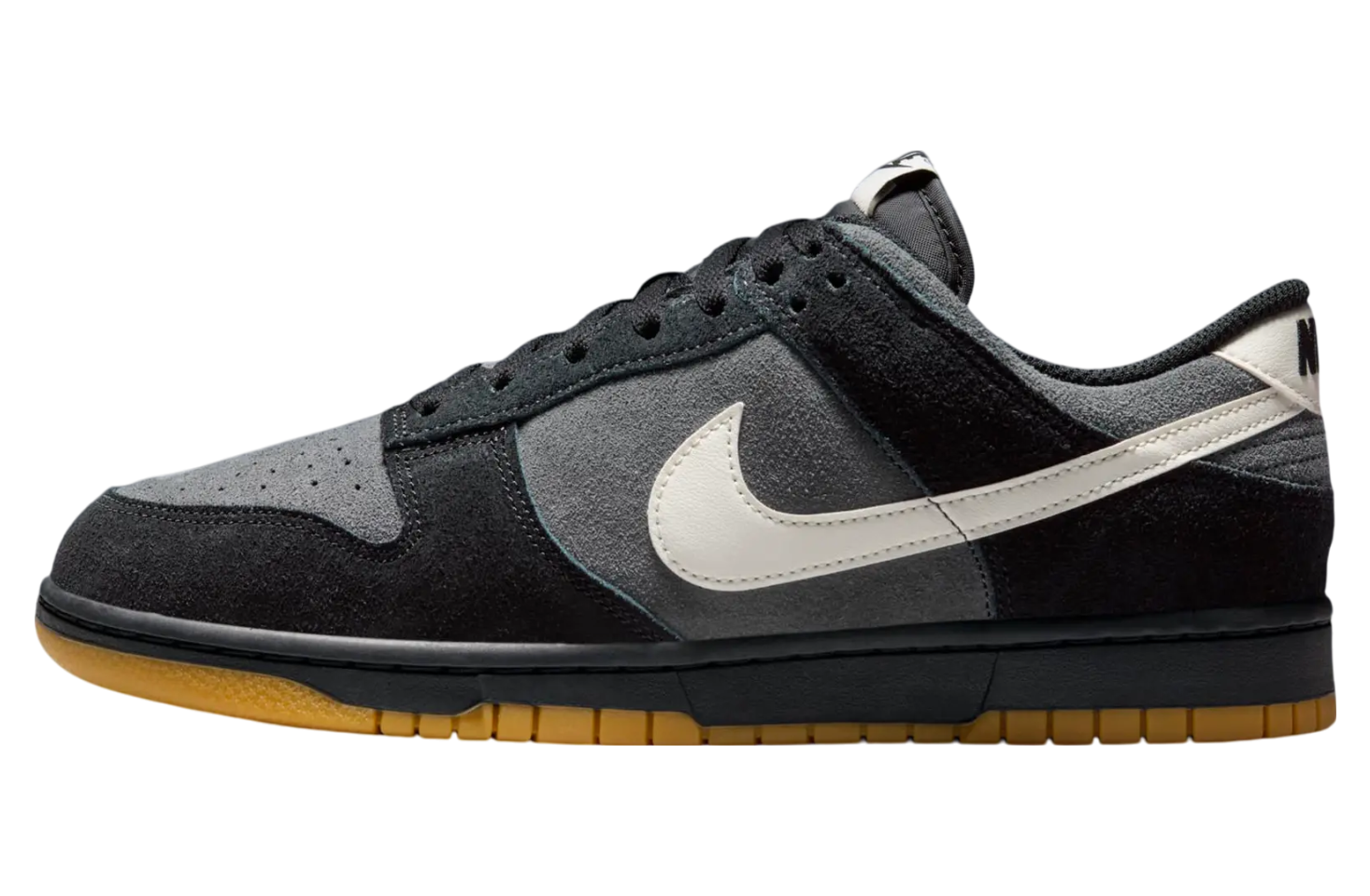 Nike Dunk Low Black / Grey / Gum