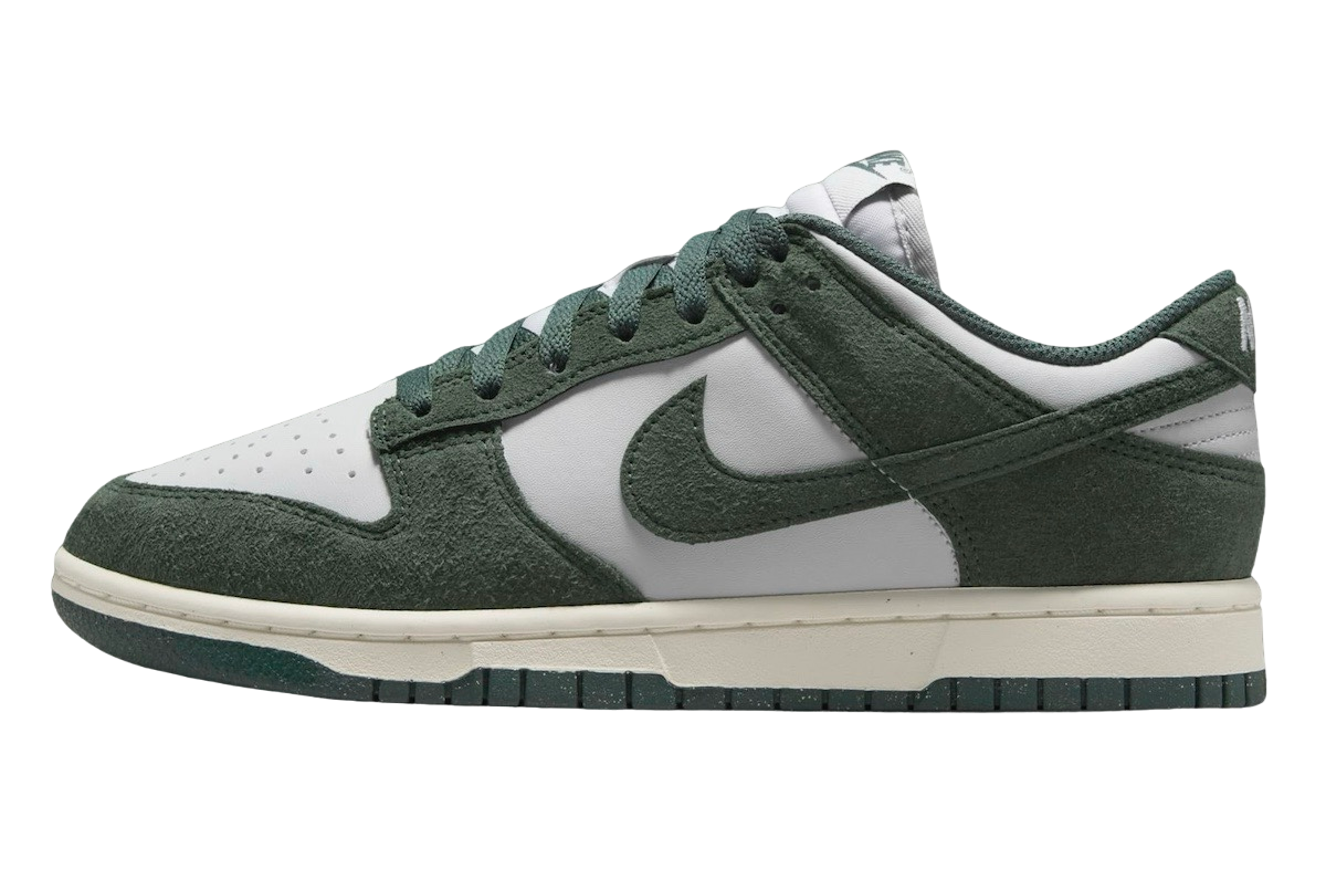 Nike Dunk Low Green Suede