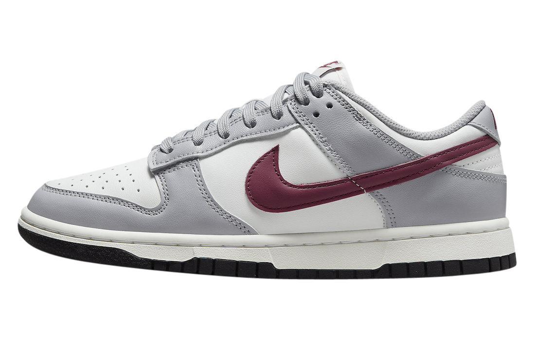 Nike WMNS Dunk Low Grey/ Red size25w-