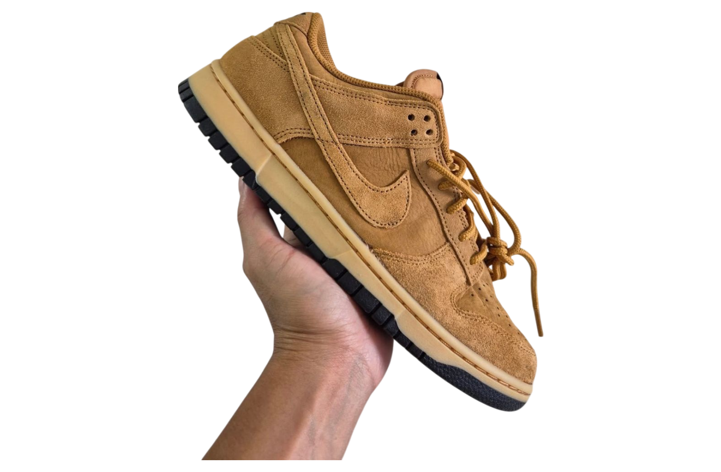 Nike Dunk Low Wheat / Black