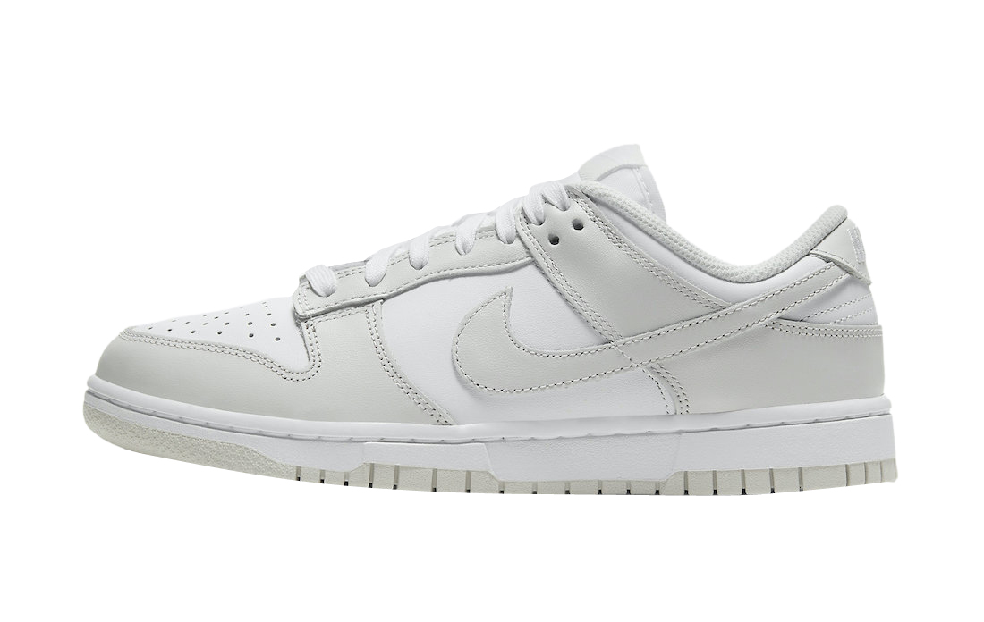 Nike Dunk Low WMNS Photon Dust