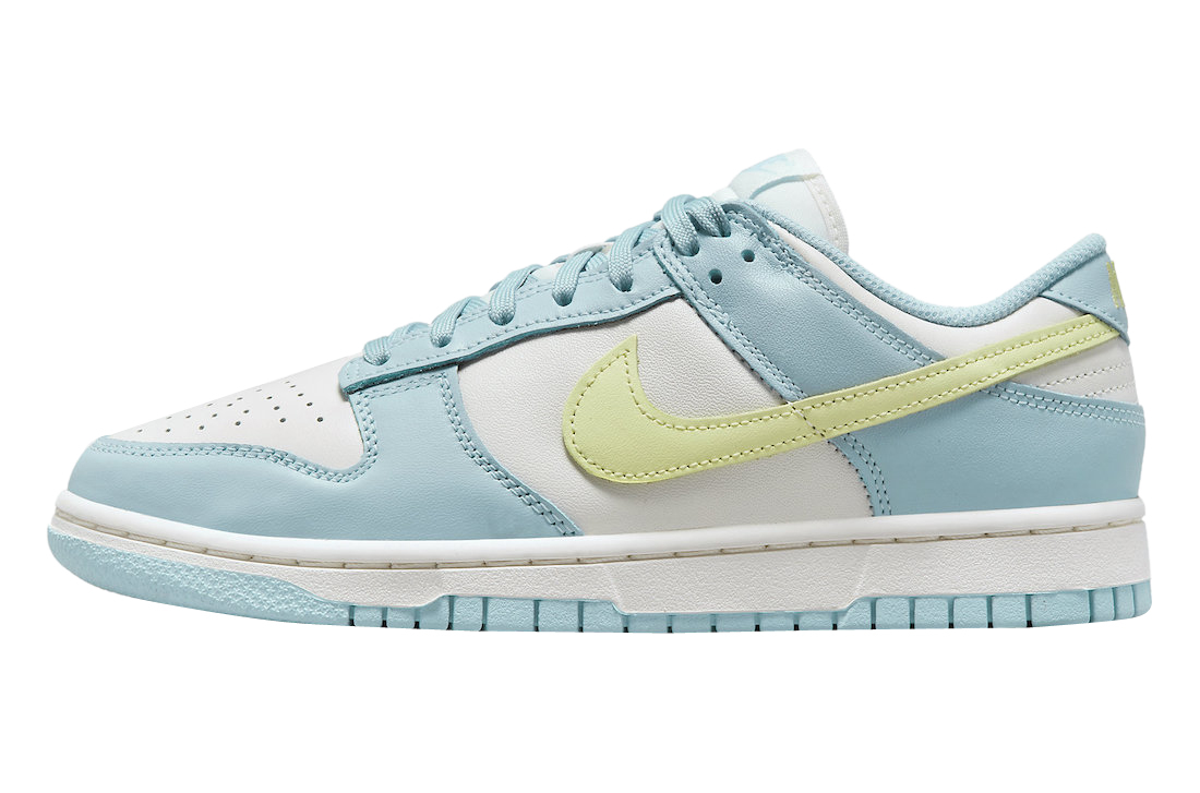 Nike Dunk Low WMNS White Light Blue