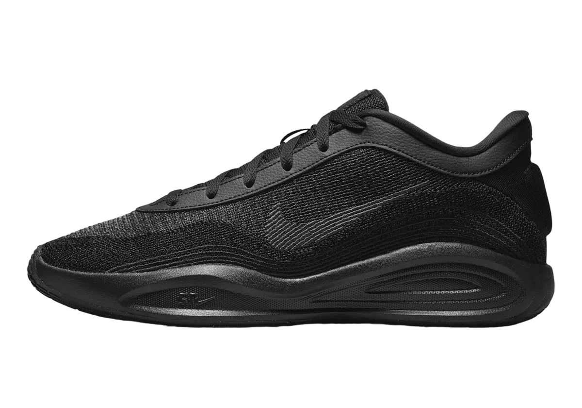 Nike GT Hustle Academy Triple Black