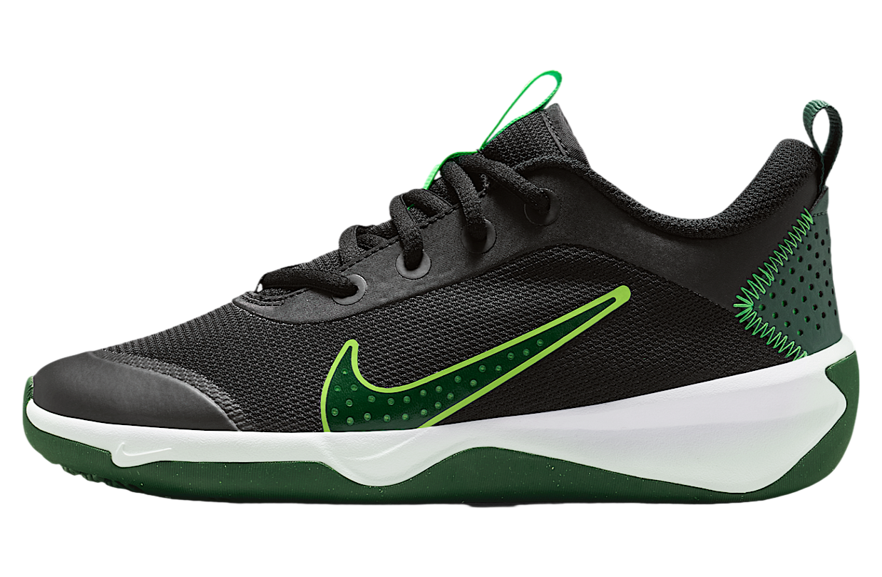 Nike Omni Multi-court Gs Ic Black / Green Strike