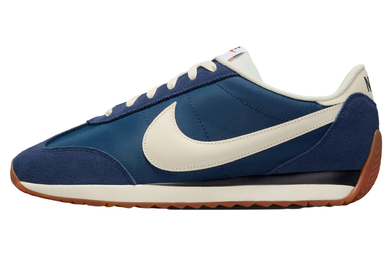 Nike Pacific Midnight Blue / Light Ivory