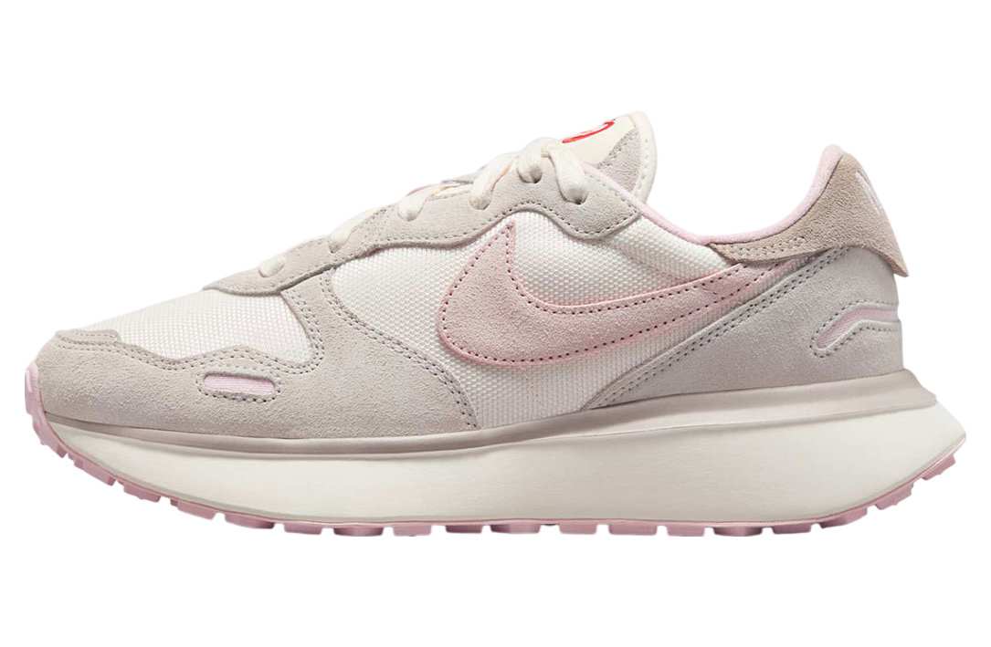 Nike Phoenix Waffle Wmns Valentine's Day