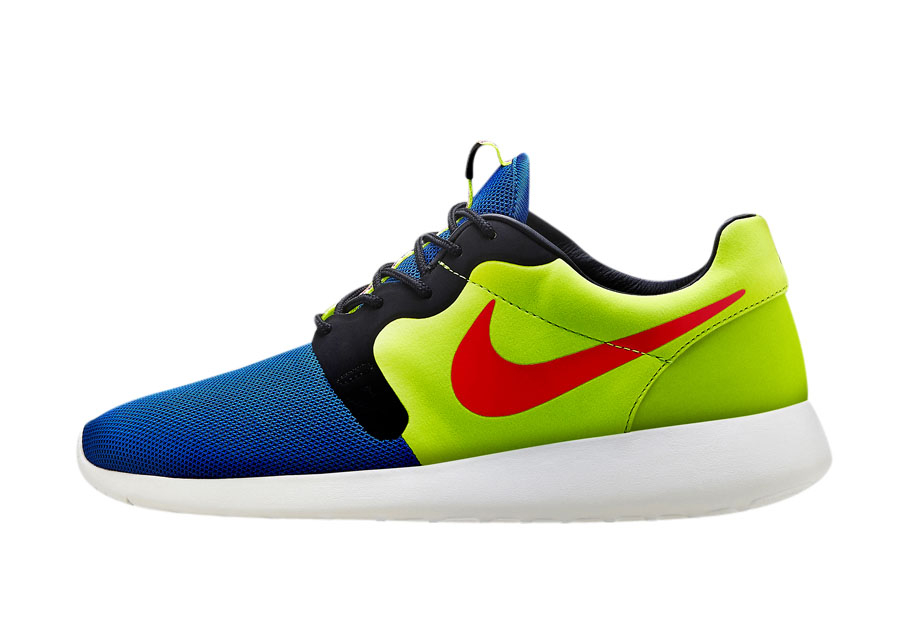 Nike Roshe Run HYP PRM - Magista Collection 669689400