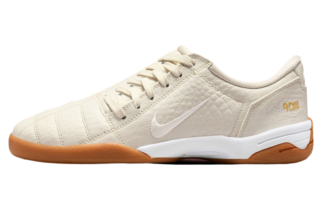 Nike Total 90 Iii WMNS Light Bone / Gum