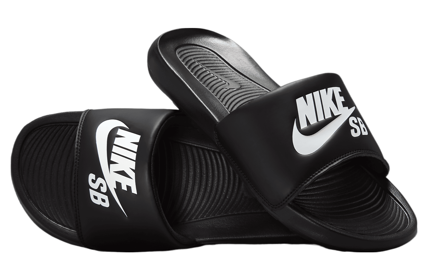 Nike Victori One Black / White