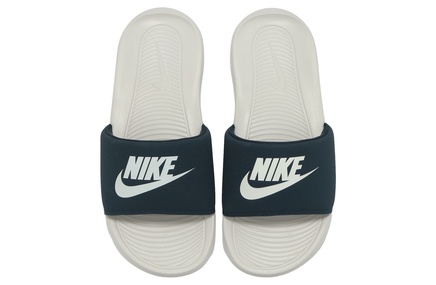 ◆男女共用◆NIKE VICTORI ONE SLIDE ARMORY NAVY◆関税/送料込 Nike Victori One Slide Armory Navy Light Orewood Brown Sail