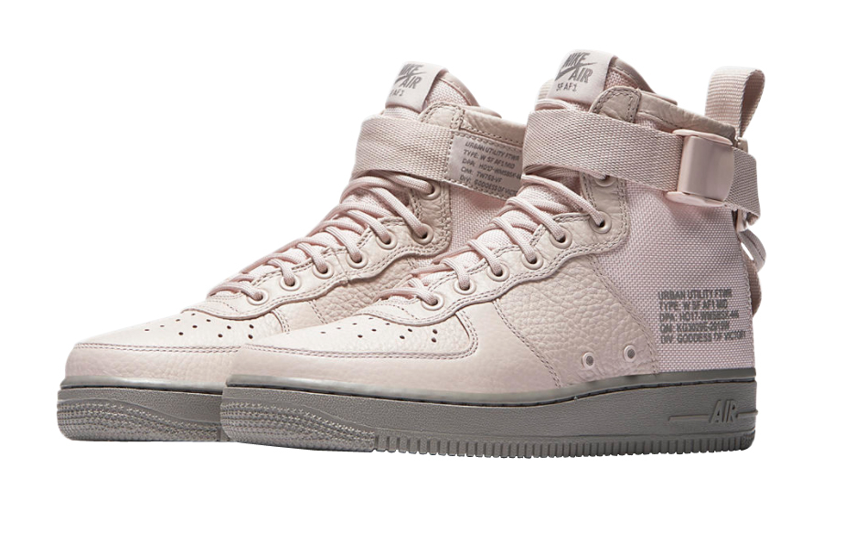 Nike WMNS Special Field Air Force 1 Mid Silt Red