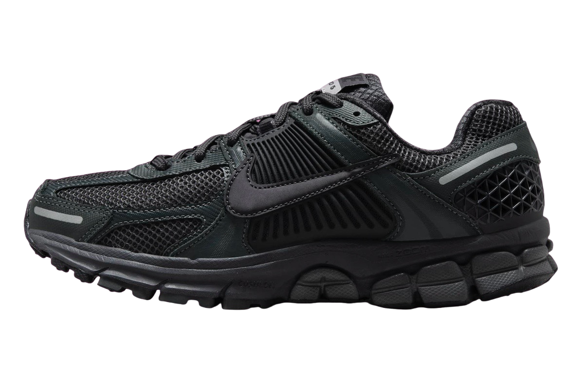 Nike WMNS Zoom Vomero 5 Triple Black