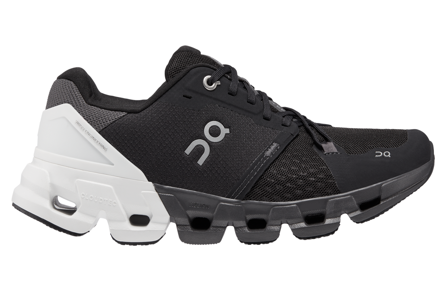 On Cloudflyer 4 WMNS Black / White