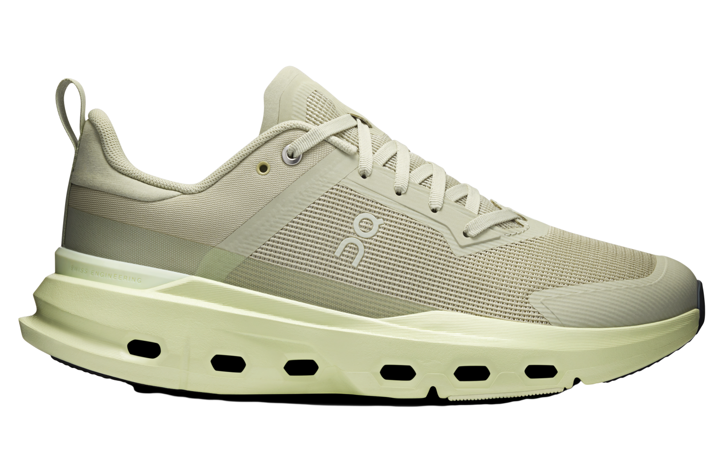 On Cloudpulse Next Chalk / Linen