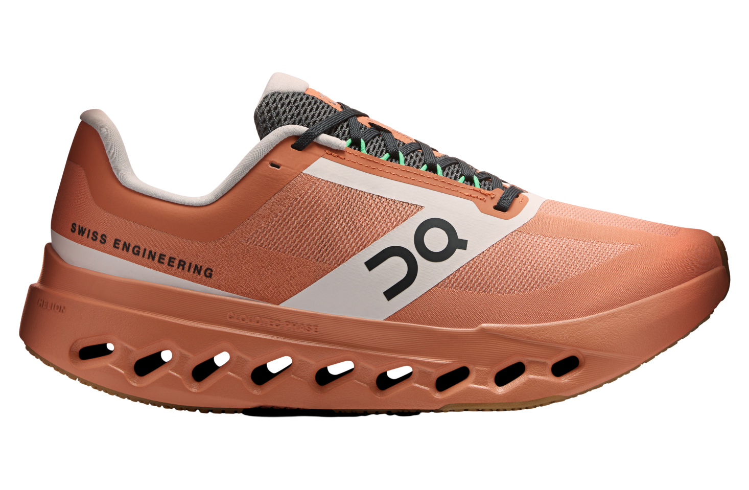 On Cloudsurfer Next Z5 Canyon / White