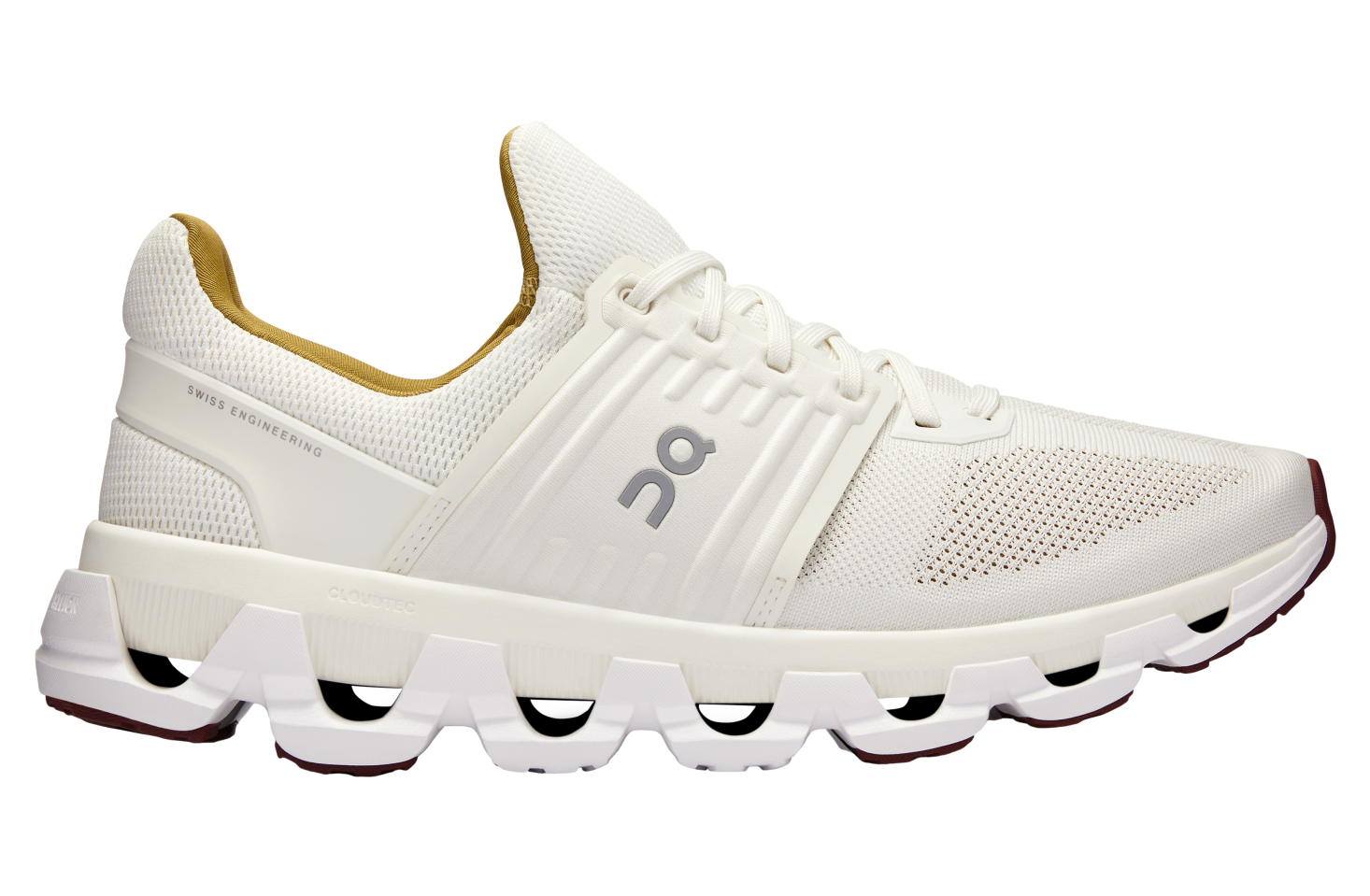 On Cloudswift Suma Undyed / White