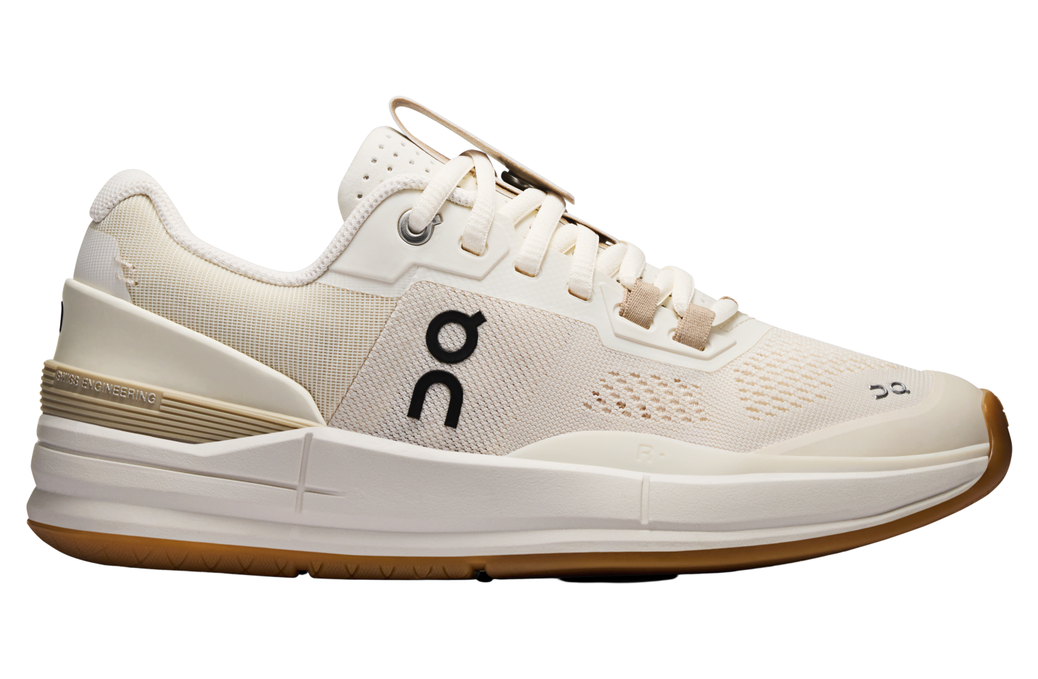 On The Roger Pro WMNS Ivory