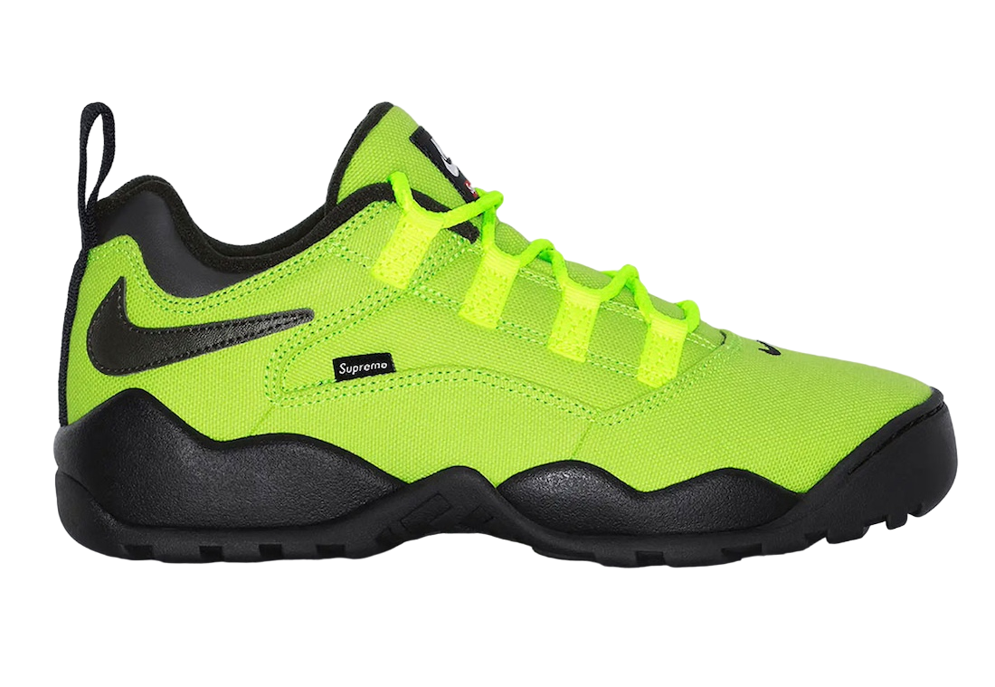 Supreme x Nike SB Darwin Low Volt FQ3000-700