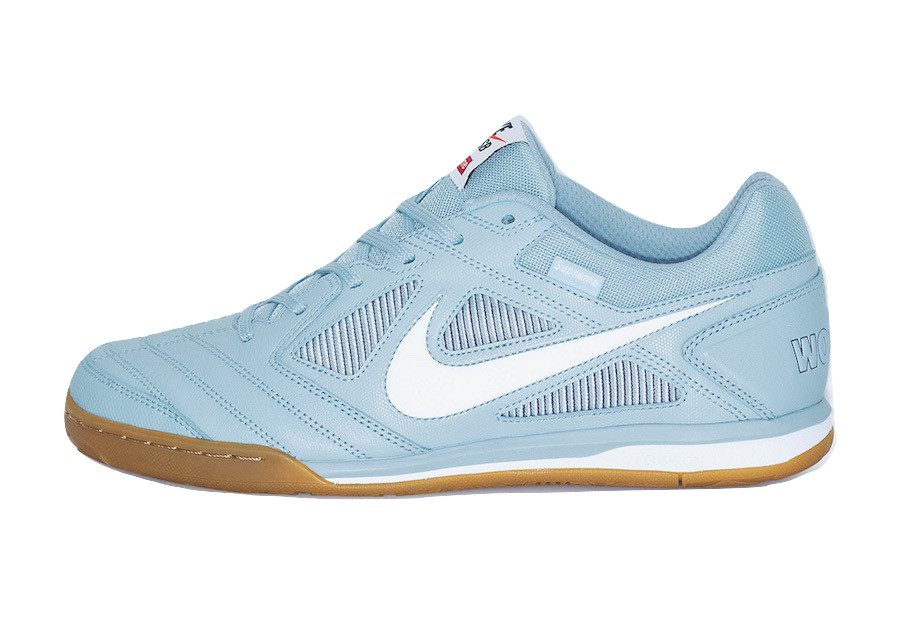 nike sb x supreme gato