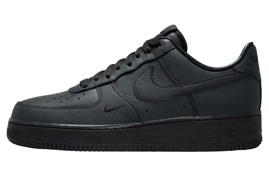 .swoosh X Nike Air Force 1 Low Black