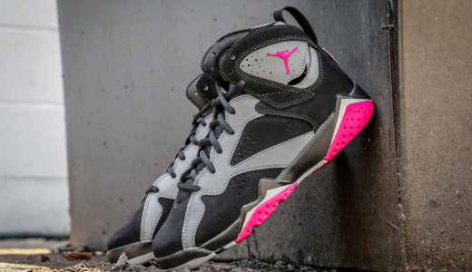 Air Jordan 7 GS - Fuchsia Flash Black / Sport Fuschia - Cool Grey - Wolf Grey 442960008