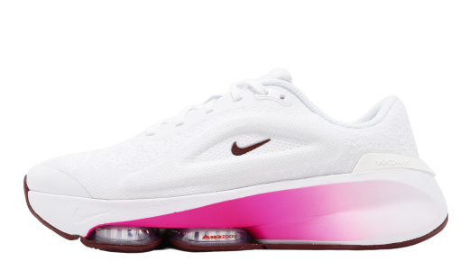 Nike Wmns Versair White / Fierce Pink White/Fierce Pink/Metallic Silver/Dark DZ3547100