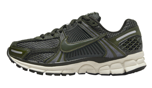 Nike WMNS Zoom Vomero 5 Sequoia Cargo Khaki/Sequoia-Sail-Metallic Silver FQ8898-325